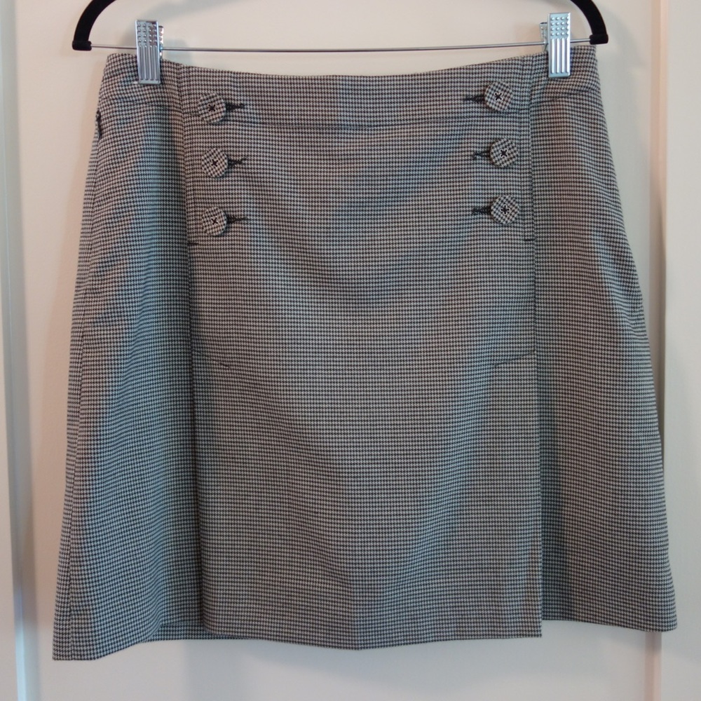 Houndstooth Mini Skirt